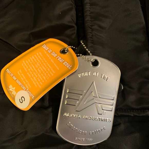 Alpha Industries Black Parka with Faux Fur Hood - Picture 4 of 5